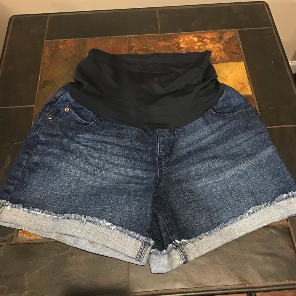 Maternity over the belly shorts